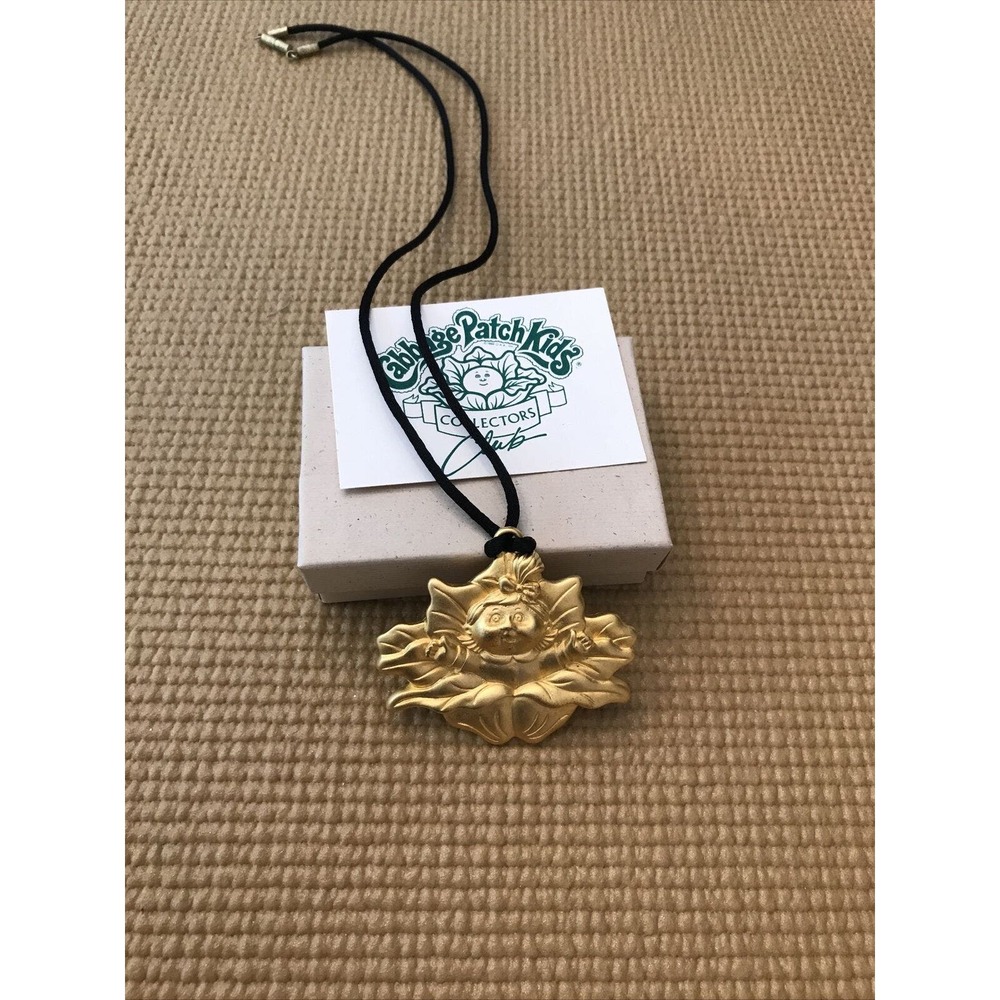 Rare Vintage Gold Cabbage Patch Kids Collectors Club Charm Pendant Necklace